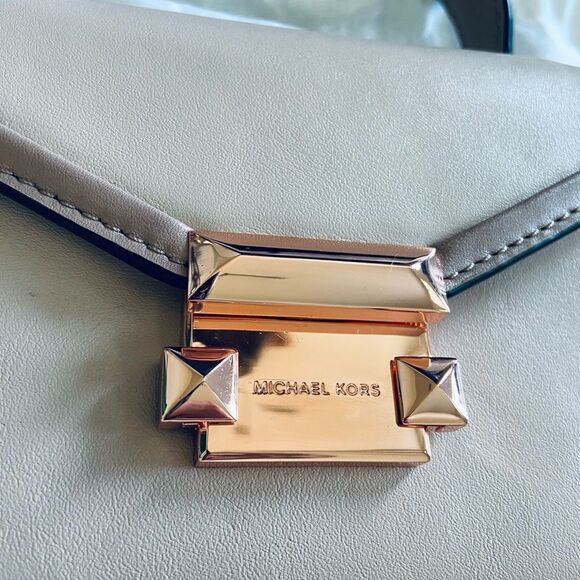 Michael Kors Small satchel pink rose details xbody strap NWT - Picture 6 of 8